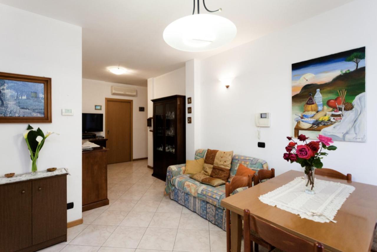 Apartmán Relax In Collina Misano Adriatico Exteriér fotografie